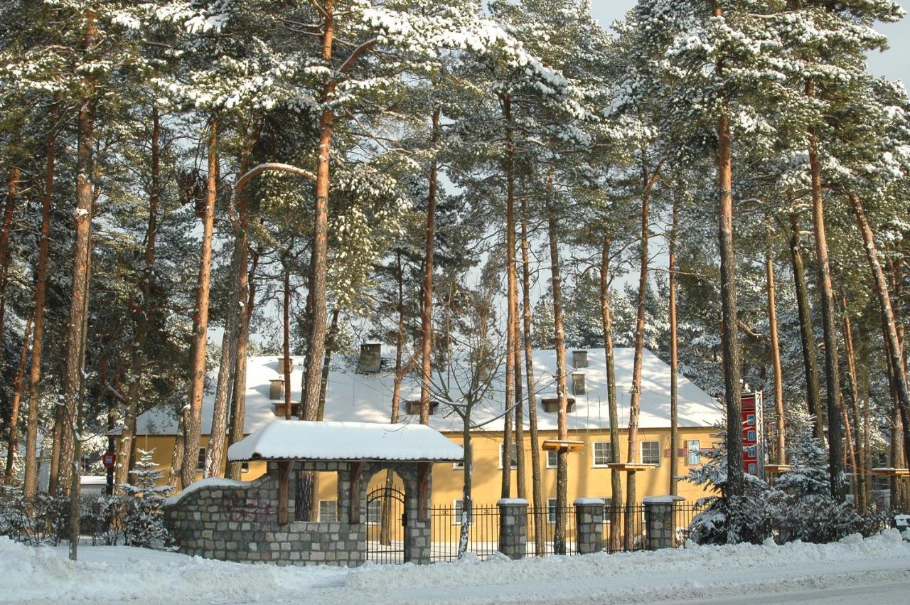 Gosciniec Borne Sulinowo - Byla Baza Wojskowa酒店 外观 照片